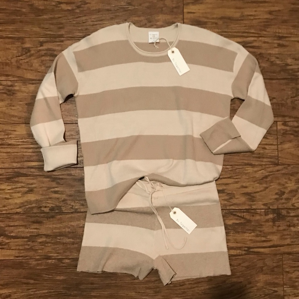 NWT-Vici Two Piece Sweater Set